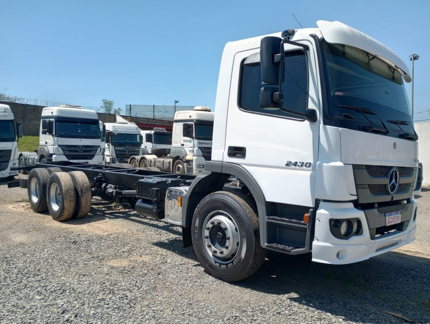mercedes-benz atego 2430 cabine simples automatico 300 diesel 2019 mercedes-benz atego 2430 cabine simples automatico 300 diesel 2019