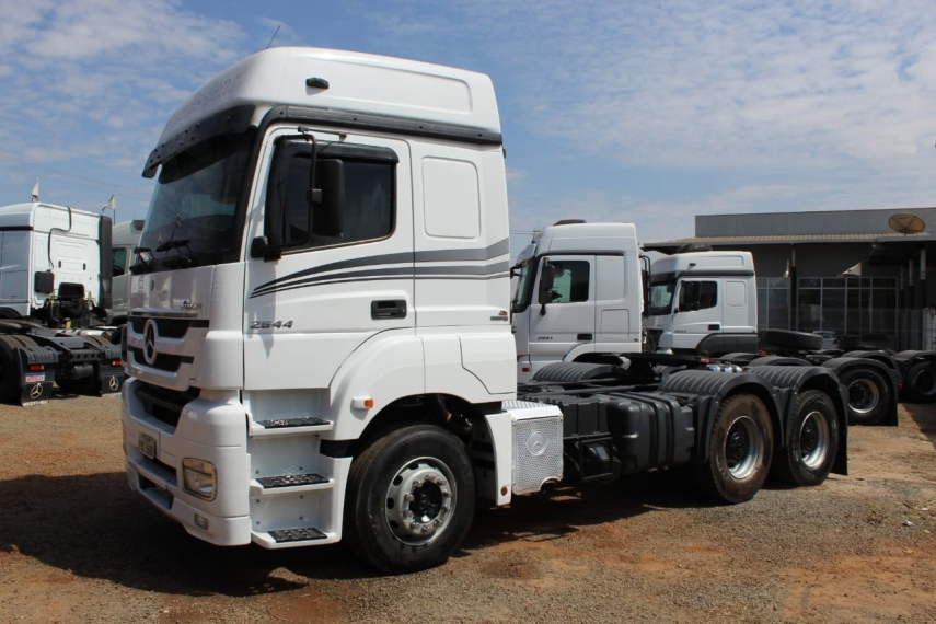 mercedes-benz axor 2644 s 6x4 440 diesel automatico 2013 mercedes-benz axor 2644 s 6x4 440 diesel automatico 2013