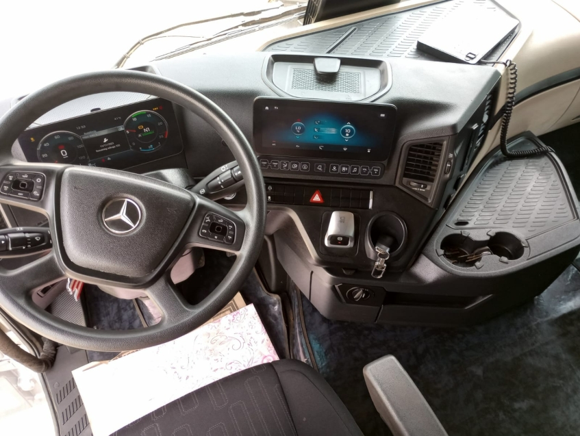 mercedes-benz actros 2651 mb s 6x4 14 diesel automatico 2021 mercedes-benz actros 2651 mb s 6x4 14 diesel automatico 2021