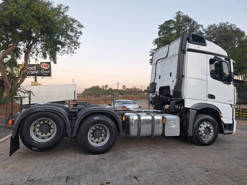 mercedes-benz actros 2651 ls 6x4 2021.