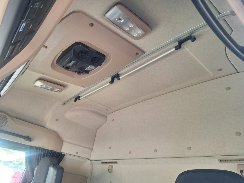 mercedes-benz actros 2548 6x2 2022.