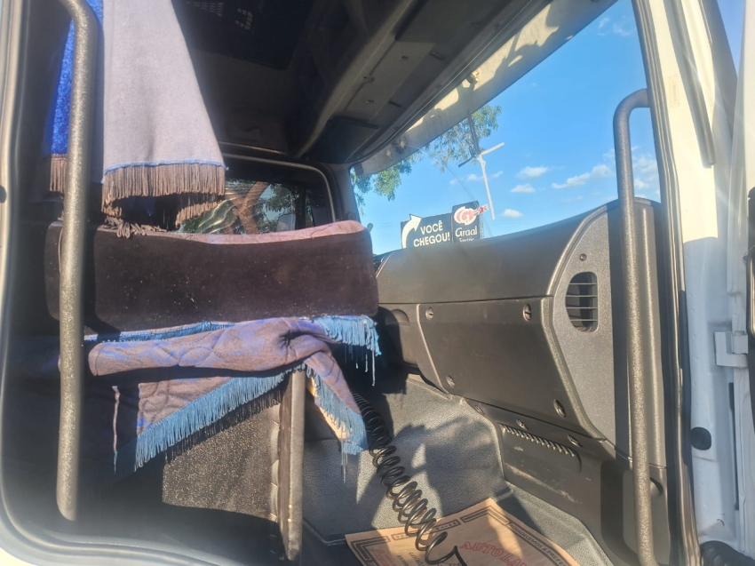 mercedes-benz  atego 2430 6x2 2019/19