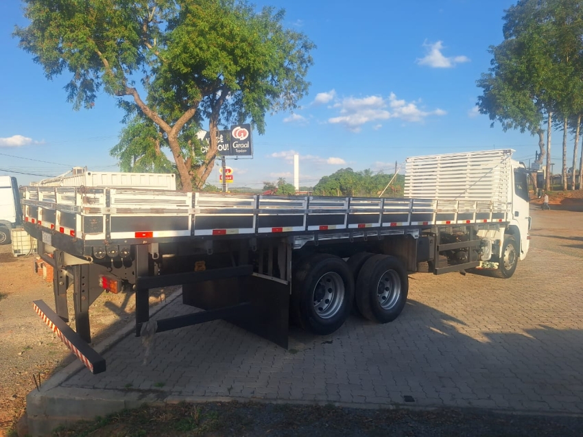 mercedes-benz  atego 2430 6x2 2019/19