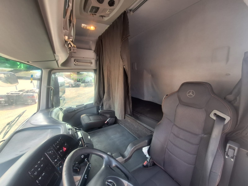 mercedes-benz actros 2546 6x2