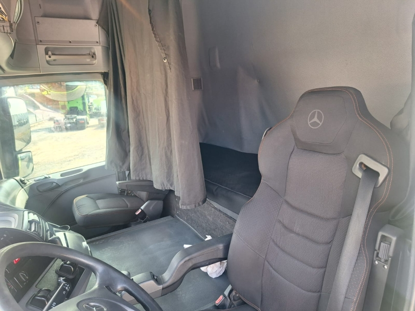 mercedes-benz actros 2546 6x2