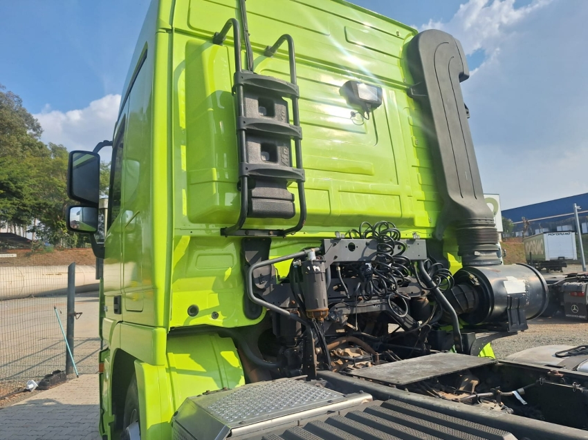 mercedes-benz actros 2546 6x2