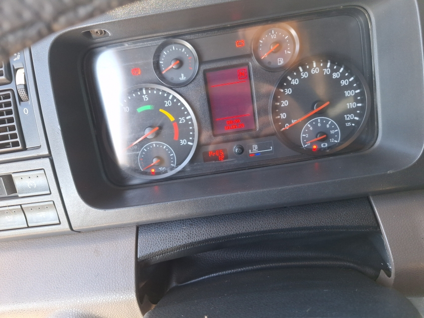 volkswagen constelation 25420 8x2 leito teto alto
