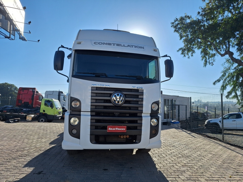 volkswagen constelation 25420 8x2 leito teto alto