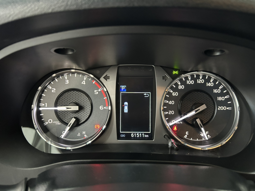 toyota hilux 2.8 d-4d turbo diesel cd srx 4x4 automatico 4p 202119