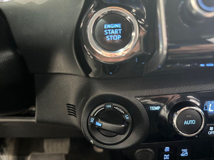 toyota hilux 2.8 d-4d turbo diesel cd srx 4x4 automatico 4p 202116