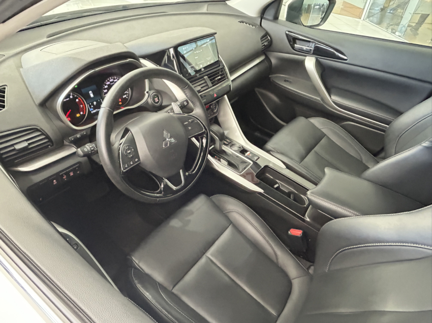 mitsubishi eclipse cross 1.5 mivec turbo gasolina hpe cvt 4p automatico 202510