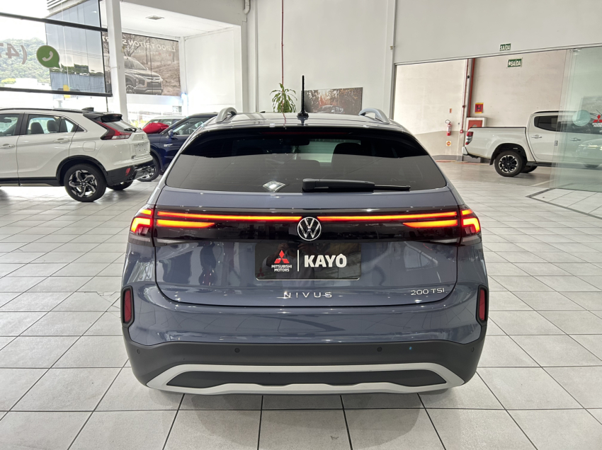 volkswagen nivus 1.0 200 tsi total flex highline automatico 4p 20253