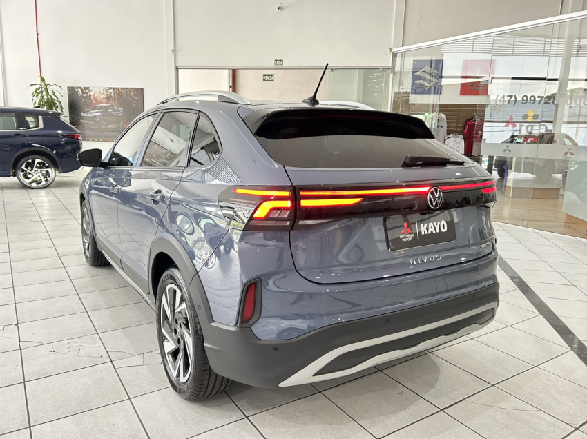 volkswagen nivus 1.0 200 tsi total flex highline automatico 4p 20252