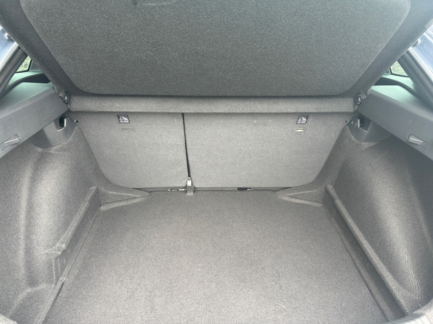 volkswagen nivus 1.0 200 tsi total flex highline automatico 4p 202511