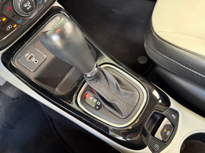 jeep compass 2.0 16v flex limited automatico 4p 202012