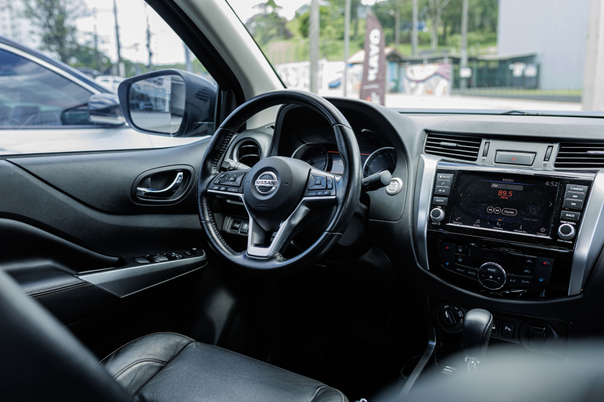 nissan frontier 2.3 16v turbo diesel xe cd 4x4 automatico 4p 202313