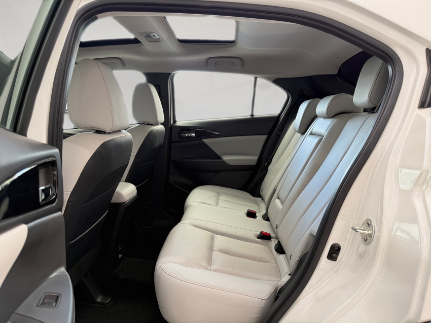 mitsubishi eclipse cross 1.5 mivec turbo gasolina hpe-s cvt 4p automatico 20257