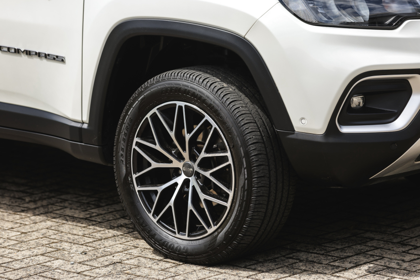 jeep compass 2.0 td350 turbo diesel limited at9 4p automatico 20232