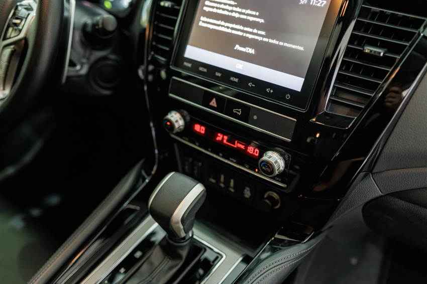 mitsubishi pajero sport 2.4 16v mivec turbo diesel legend awd automatico 4p 202413