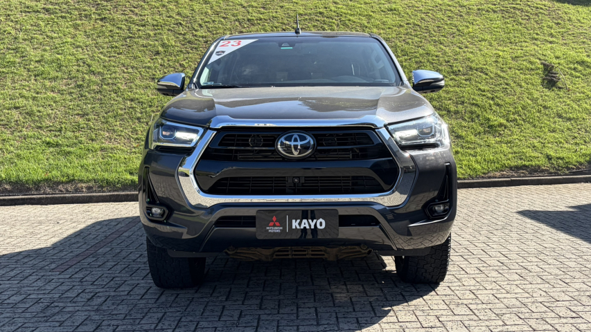 toyota hilux 2.8 d-4d turbo diesel cd srx 4x4 automatico 4p 202312