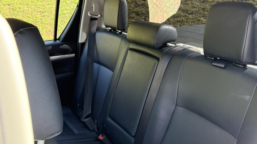 toyota hilux 2.8 d-4d turbo diesel cd srx 4x4 automatico 4p 202315