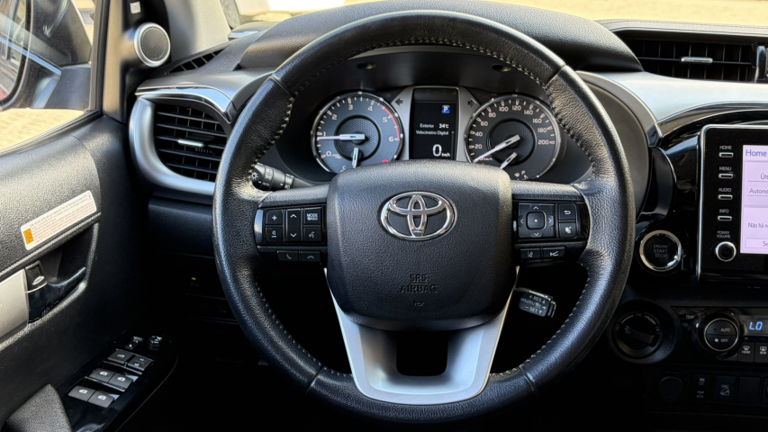toyota hilux 2.8 d-4d turbo diesel cd srx 4x4 automatico 4p 202323