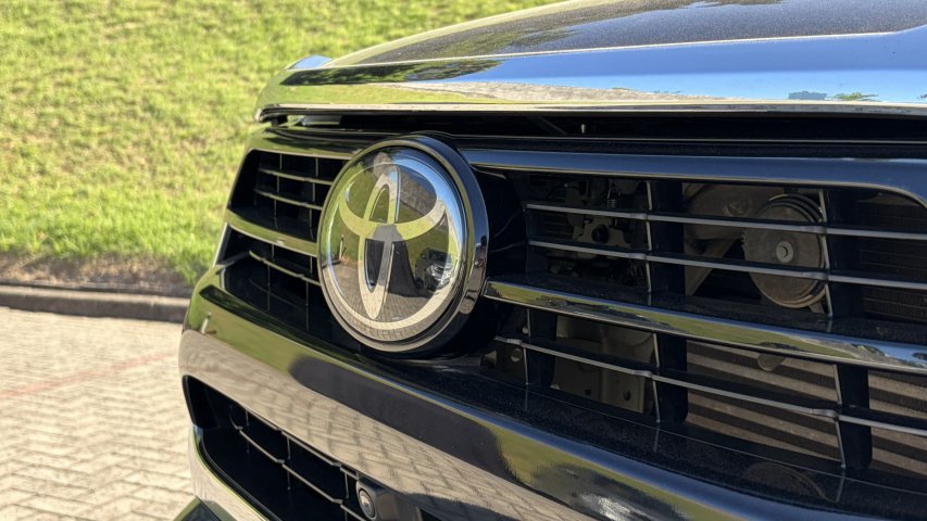 toyota hilux 2.8 d-4d turbo diesel cd srx 4x4 automatico 4p 20238