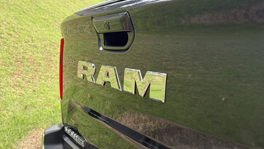 ram rampage 2.0 turbo diesel laramie 4x4 automatico 4p 20245