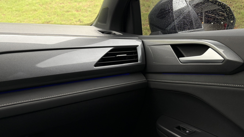 volkswagen taos 1.4 250 tsi total flex highline automatico 4p 202416