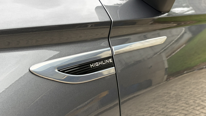 volkswagen taos 1.4 250 tsi total flex highline automatico 4p 20243