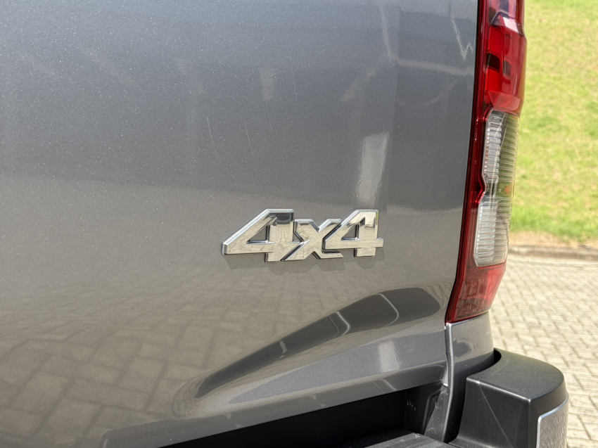 mitsubishi triton 2.4 biturbo diesel cd hpe-s 4x4 automatico 2.3 4p 20266