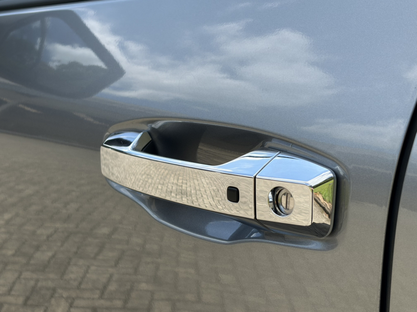 mitsubishi triton 2.4 biturbo diesel cd hpe-s 4x4 automatico 2.3 4p 202613