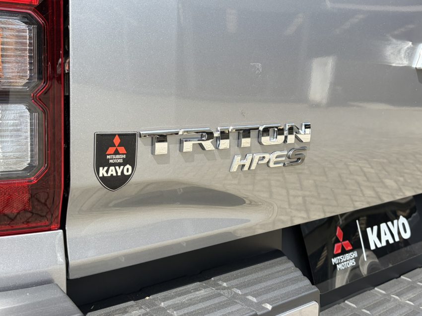 mitsubishi triton 2.4 biturbo diesel cd hpe-s 4x4 automatico 2.3 4p 20267