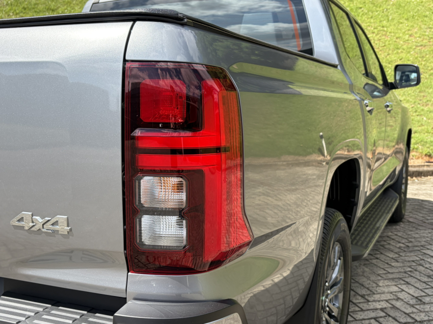 mitsubishi triton 2.4 biturbo diesel cd hpe-s 4x4 automatico 2.3 4p 20268