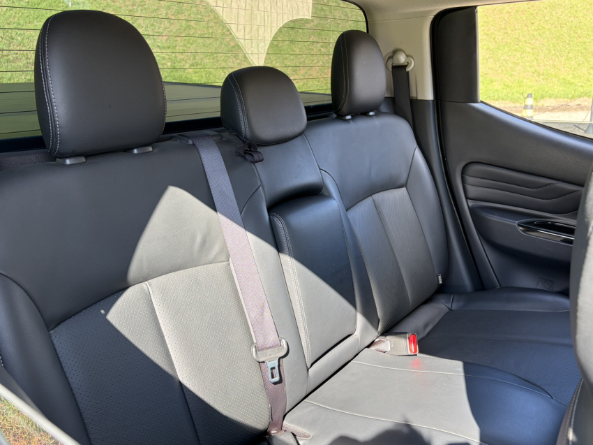 mitsubishi l200 triton 2.4 16v turbo diesel sport hpe-s urban cd 4p 4x4 automatico 2.8 202516