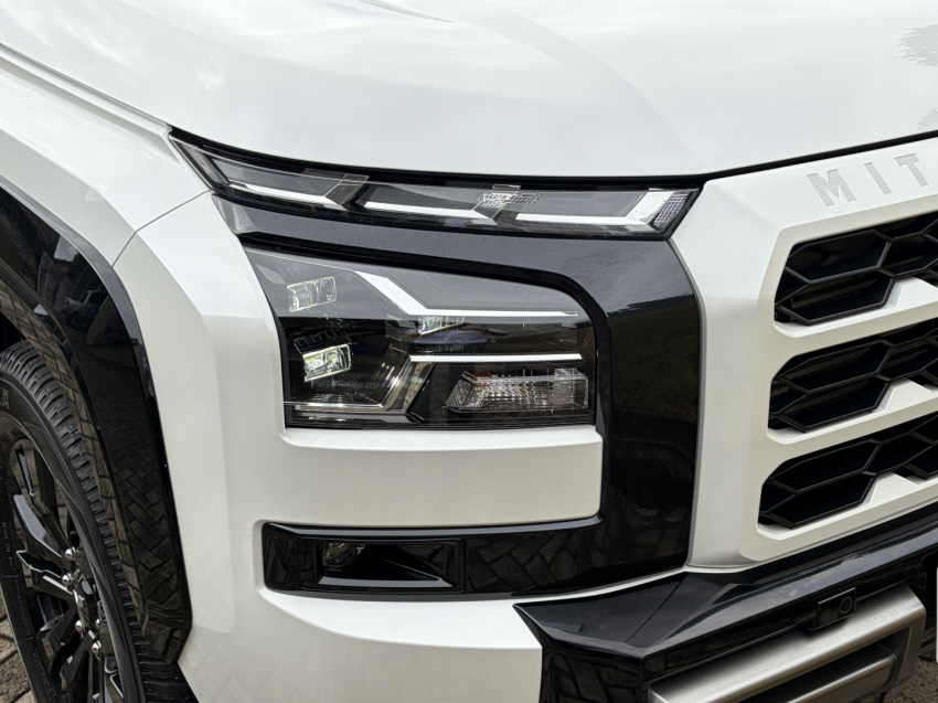 mitsubishi triton 2.4 biturbo diesel cd katana 4x4 automatico 4p 20261