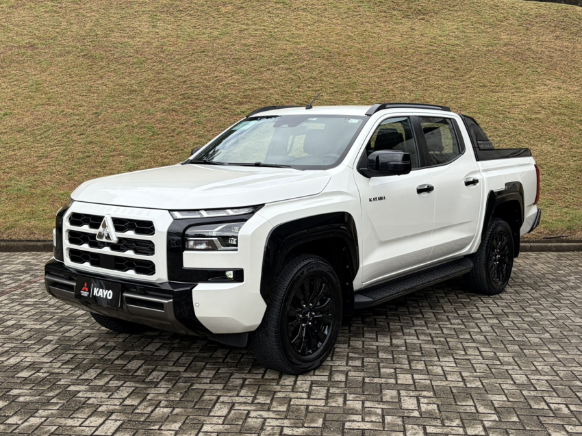 mitsubishi triton 2.4 biturbo diesel cd katana 4x4 automatico 4p 202610