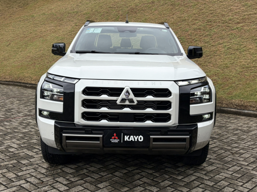 mitsubishi triton 2.4 biturbo diesel cd katana 4x4 automatico 4p 20266