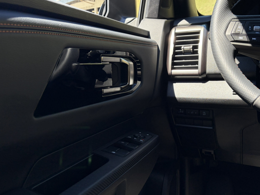 mitsubishi triton 2.4 biturbo diesel cd katana 4x4 automatico 4p 202611