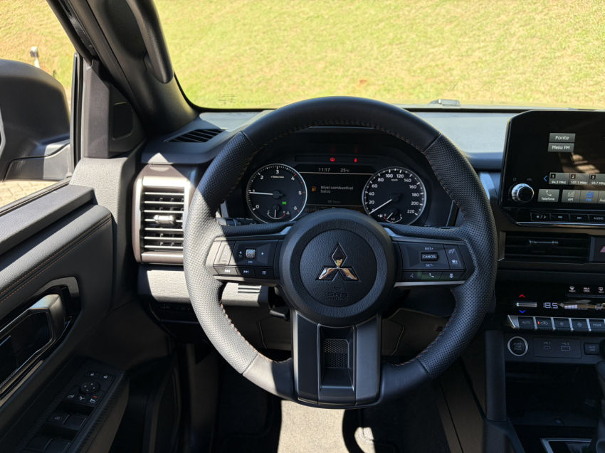 mitsubishi triton 2.4 biturbo diesel cd katana 4x4 automatico 4p 202615