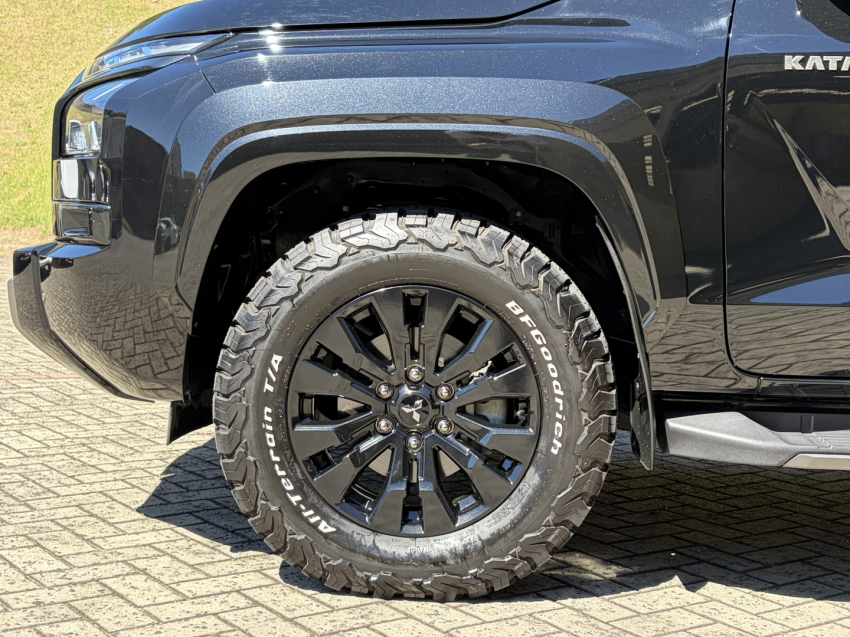 mitsubishi triton 2.4 biturbo diesel cd katana 4x4 automatico 4p 20269