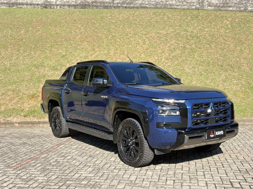 mitsubishi triton 2.4 biturbo diesel cd katana 4x4 automatico 4p 2026