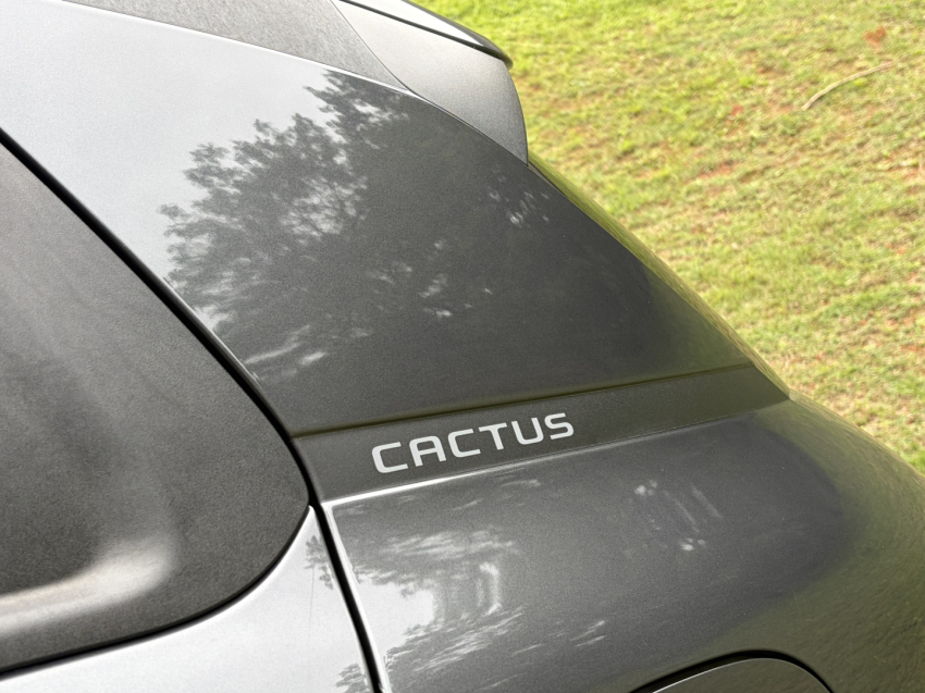 citroen c4 cactus 1.6 vti 120 flex feel eat6 4p automatico 202010