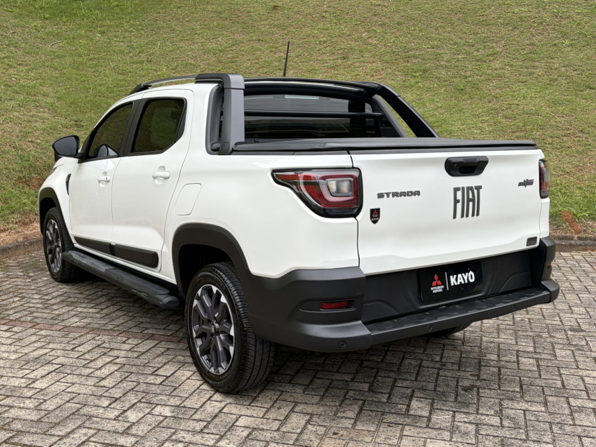 fiat strada 1.0 turbo 200 flex ultra cd cvt 4p automatico 202410
