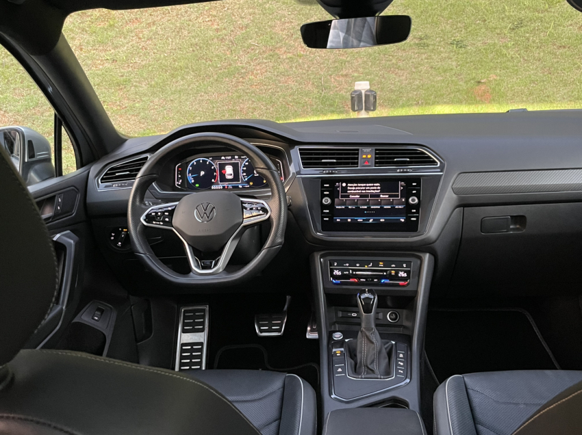 volkswagen tiguan 2.0 300 tsi gasolina allspace r-line automatico 4p 202420