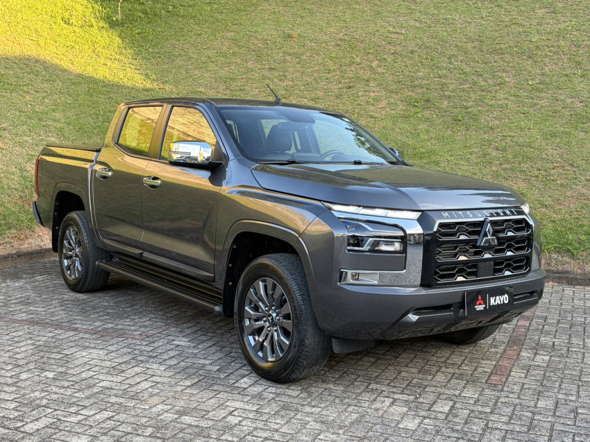 mitsubishi triton 2.4 biturbo diesel cd hpe 4x4 automatico 4p 20260