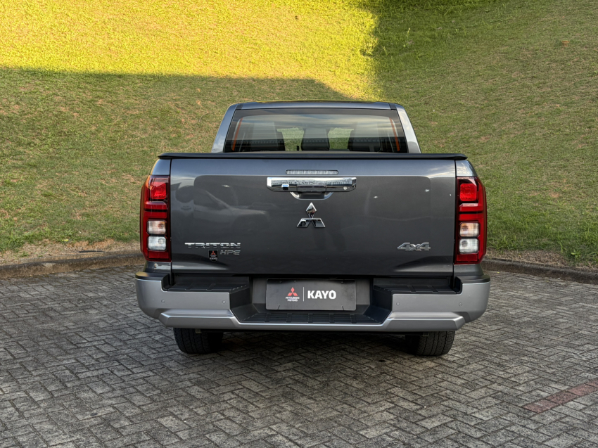 mitsubishi triton 2.4 biturbo diesel cd hpe 4x4 automatico 4p 20263