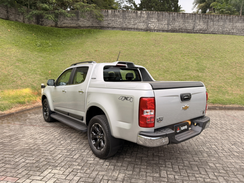 chevrolet s10 2.8 16v turbo diesel high country cd 4x4 automatico 4p 20236