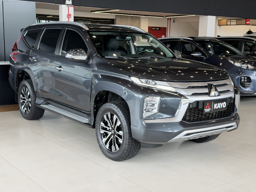 mitsubishi pajero sport hpe - 2021