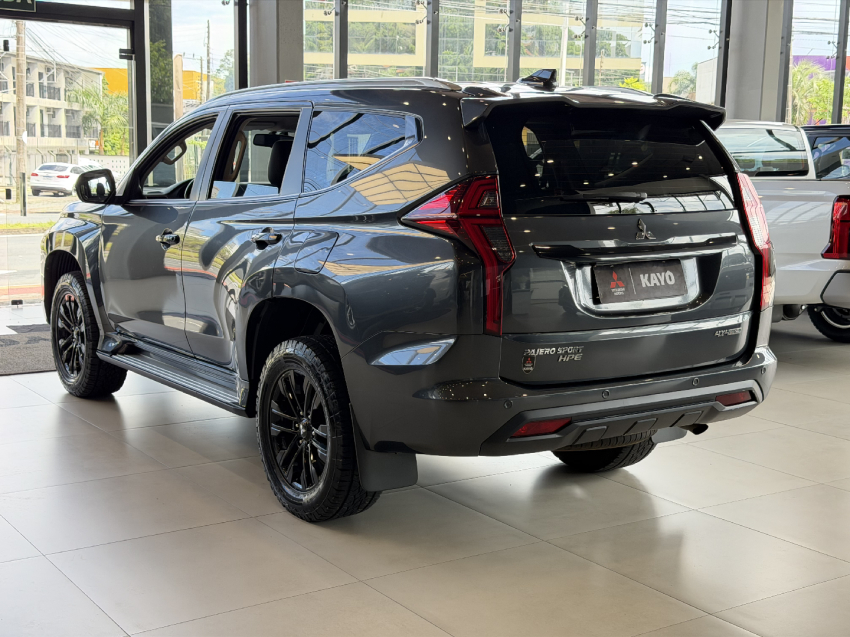 mitsubishi pajero sport hpe - 20211